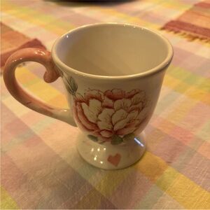 Maxcera Mug "Amour" 5" X 4.5" Discontinued 2012 Pink Flower Heart
